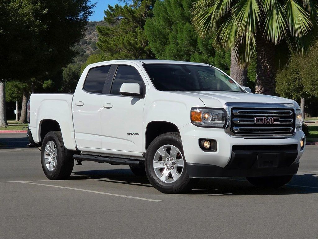 2017 GMC Canyon 2WD Crew Cab 128.3" SLE - 22948324 - 1