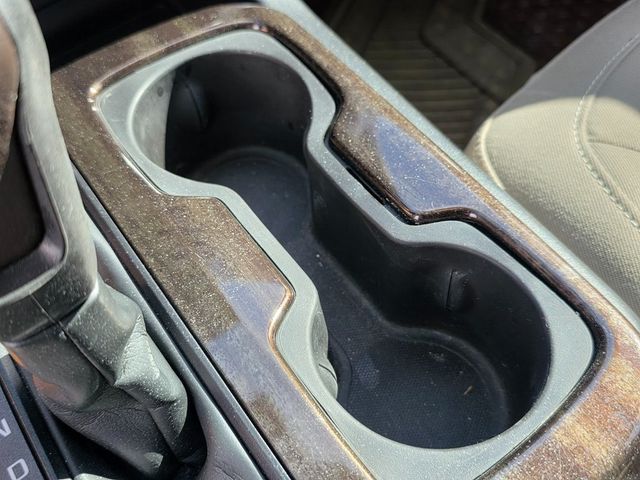 2017 GMC Canyon 2WD Crew Cab 128.3" SLE - 22948324 - 34