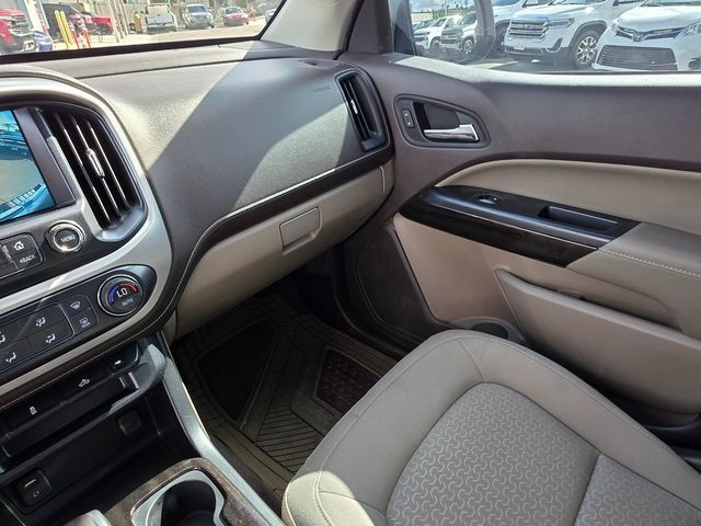 2017 GMC Canyon 2WD Crew Cab 128.3" SLE - 22948324 - 35