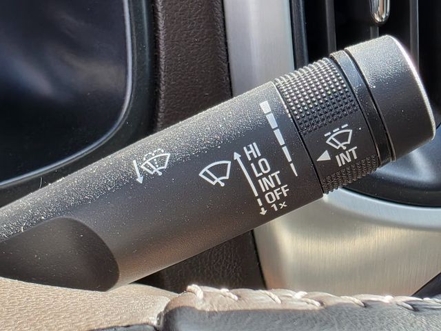 2017 GMC Canyon 2WD Crew Cab 128.3" SLE - 22948324 - 38