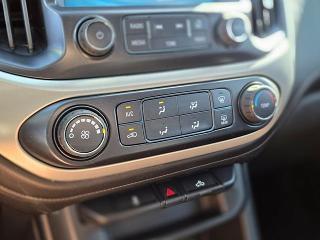 2017 GMC Canyon 2WD Crew Cab 128.3" SLE - 22975427 - 12