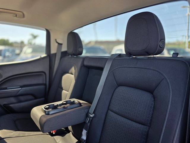 2017 GMC Canyon 2WD Crew Cab 128.3" SLE - 22975427 - 16