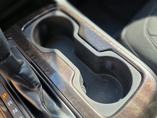 2017 GMC Canyon 2WD Crew Cab 128.3" SLE - 22975427 - 34