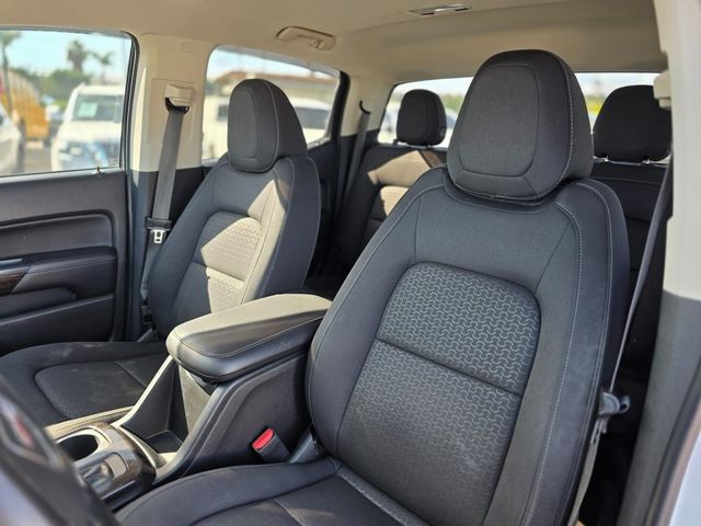 2017 GMC Canyon 2WD Crew Cab 128.3" SLE - 22975427 - 7