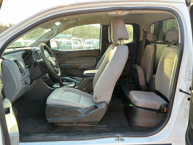 2017 GMC Canyon 2WD Ext Cab 128.3" - 22958957 - 13