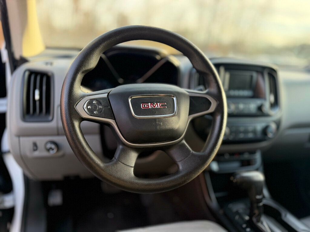 2017 GMC Canyon 2WD Ext Cab 128.3" - 22958957 - 15