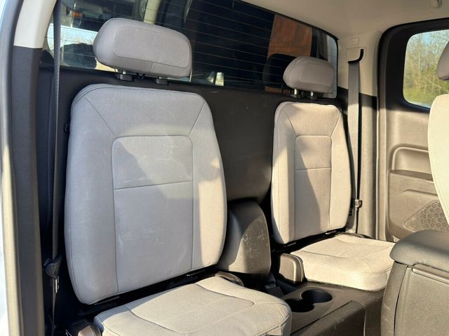 2017 GMC Canyon 2WD Ext Cab 128.3" - 22958957 - 19