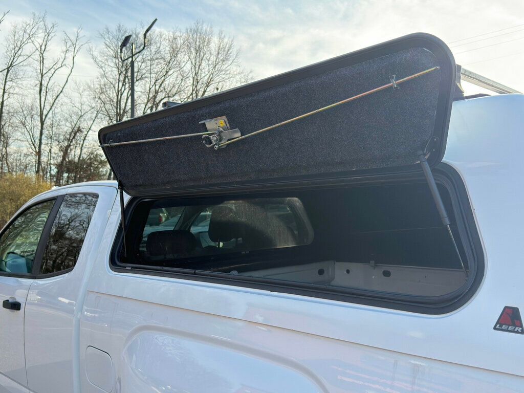 2017 GMC Canyon 2WD Ext Cab 128.3" - 22958957 - 34