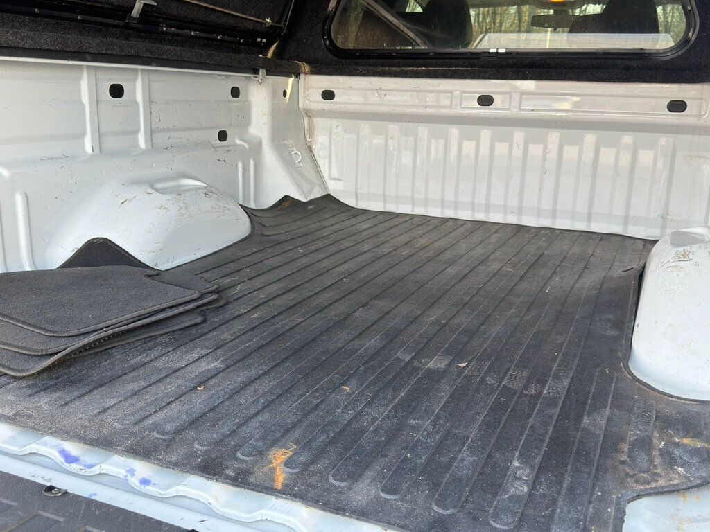 2017 GMC Canyon 2WD Ext Cab 128.3" - 22958957 - 35