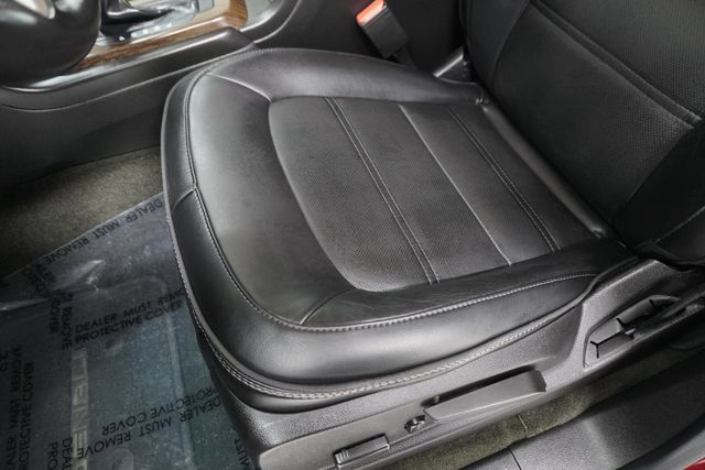 2017 GMC Canyon 4WD Crew Cab 128.3" Denali - 22981539 - 9