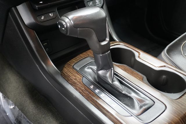 2017 GMC Canyon 4WD Crew Cab 128.3" Denali - 22981539 - 17