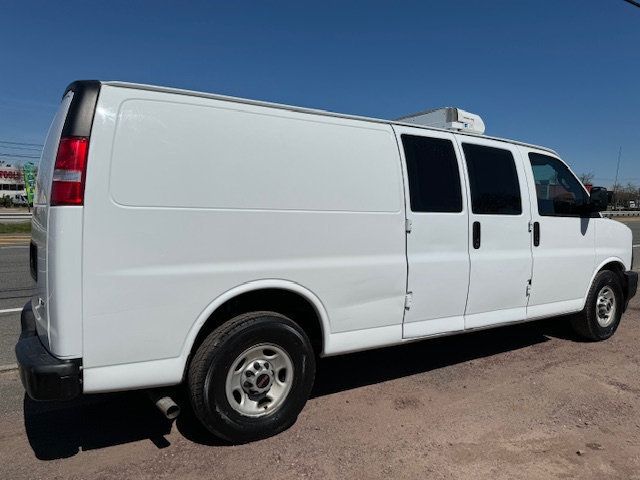 2017 GMC G-3500 EXTENDED REFRIGERATED CARGO VAN READY FOR WORK - 20418809 - 0