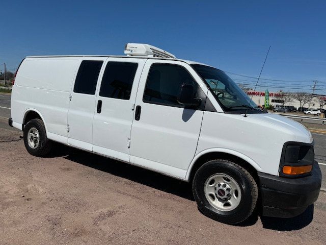 2017 GMC G-3500 EXTENDED REFRIGERATED CARGO VAN READY FOR WORK - 20418809 - 1