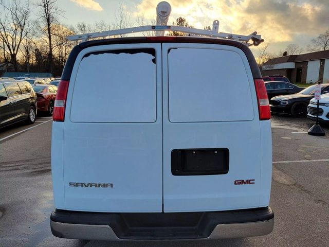 2017 GMC Savana 2500 Cargo Van 3D - 22924054 - 11