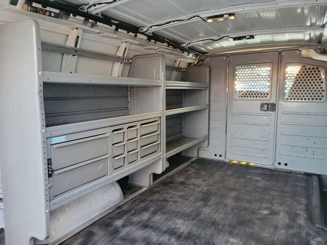 2017 GMC Savana 2500 Cargo Van 3D - 22924054 - 26