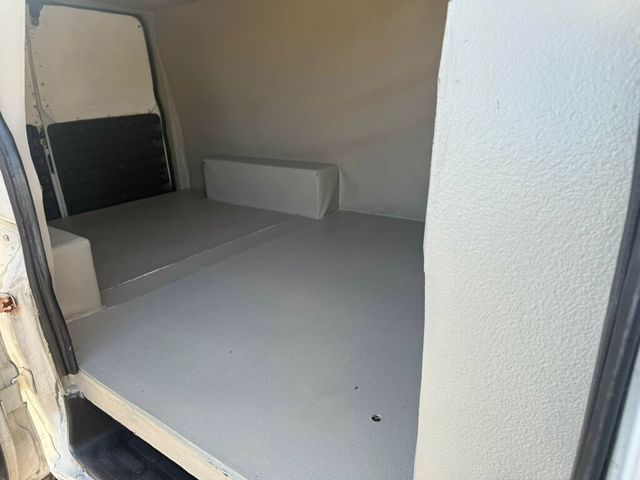 2017 GMC Savana 3500 SERIES CARGO VAN 72,000 ORIGINAL MILEAGE - 22968541 - 23