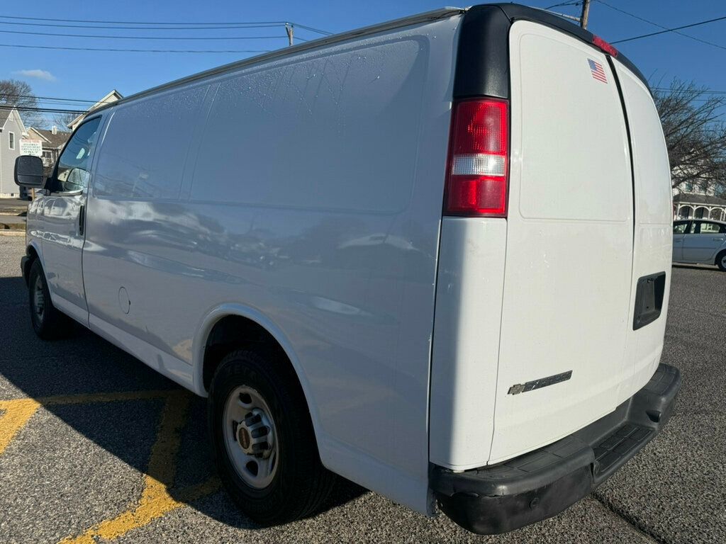 2017 GMC Savana 3500 SERIES CARGO VAN 72,000 ORIGINAL MILEAGE - 22968541 - 5