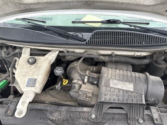 2017 GMC Savana Cargo Van RWD 2500 135" - 22939842 - 23