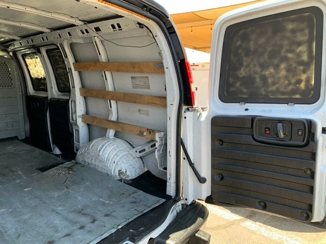 2017 GMC Savana Cargo Van RWD 2500 135" - 23037952 - 3