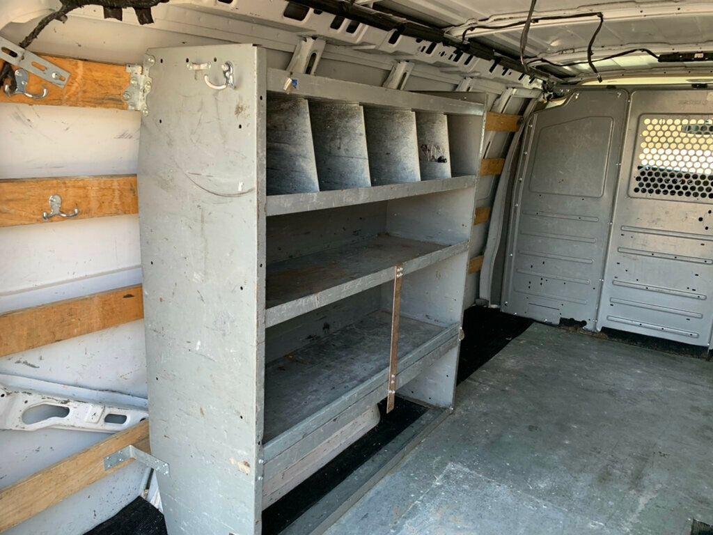2017 GMC Savana Cargo Van RWD 2500 135" - 23037952 - 5