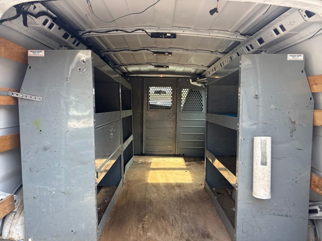 2017 GMC Savana Cargo Van RWD 2500 135" - 23058393 - 11