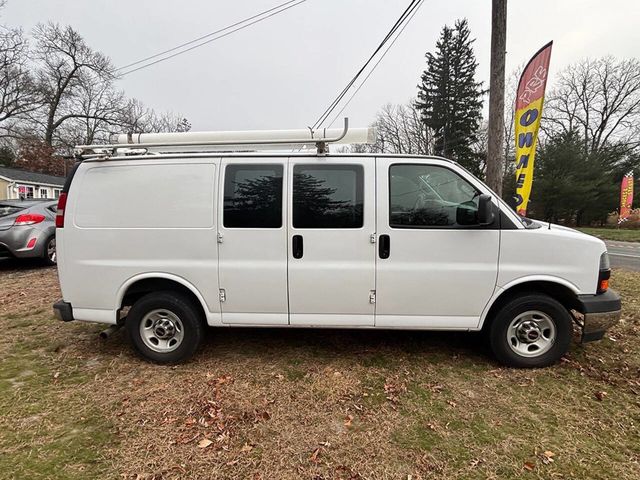 2017 GMC Savana Cargo Van RWD 2500 135" - 22958735 - 9