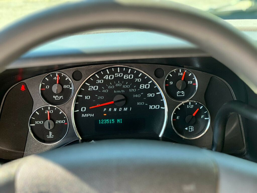 2017 GMC Savana Cargo Van RWD 2500 135" - 22934508 - 13