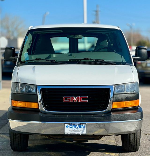 2017 GMC Savana Cargo Van RWD 2500 135" - 22934508 - 23