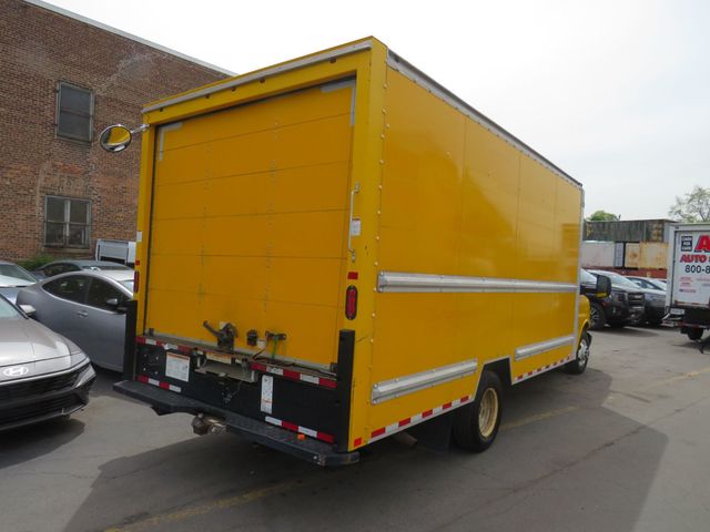 2017 GMC Savana Commercial Cutaway 3500 Van 177" - 23019578 - 3