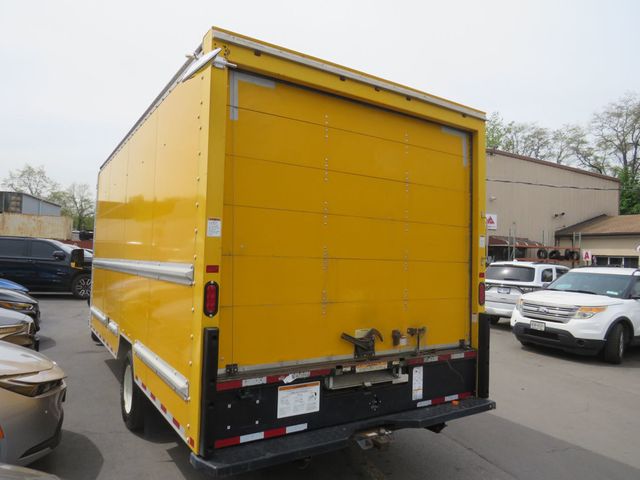 2017 GMC Savana Commercial Cutaway 3500 Van 177" - 23019578 - 5