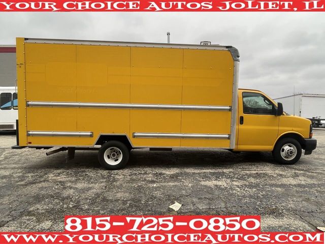 2017 GMC Savana Commercial Cutaway 3500 Van 177" - 21316669 - 5