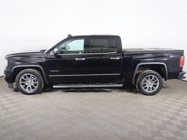 2017 GMC Sierra 1500 4WD Crew Cab 143.5" Denali - 23002424 - 17