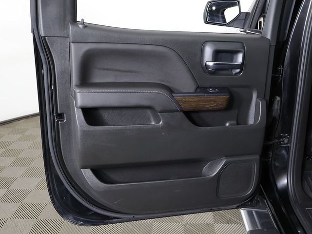 2017 GMC Sierra 1500 4WD Crew Cab 143.5" Denali - 23002424 - 25