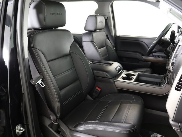 2017 GMC Sierra 1500 4WD Crew Cab 143.5" Denali - 23002424 - 32