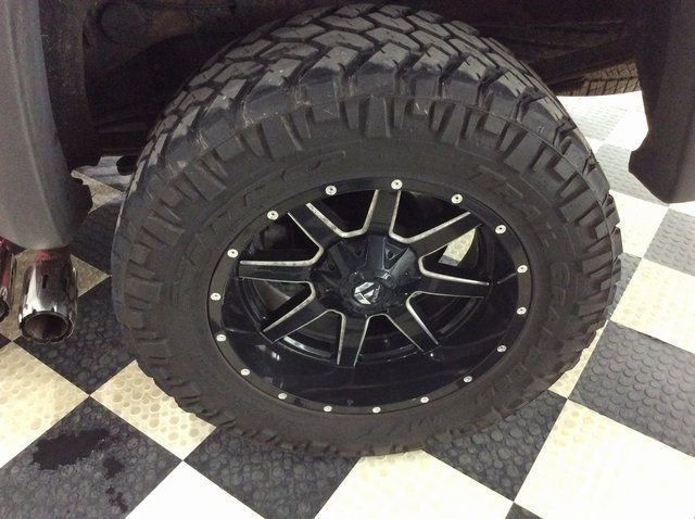 2017 GMC Sierra 1500 4WD Crew Cab 143.5" SLE - 22976928 - 31