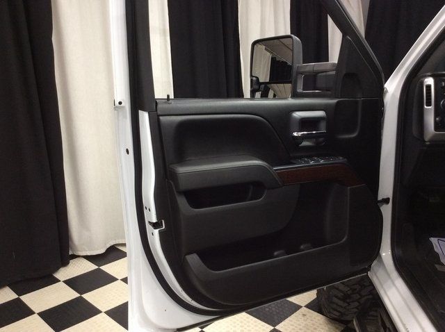 2017 GMC Sierra 1500 4WD Crew Cab 143.5" SLE - 22976928 - 8
