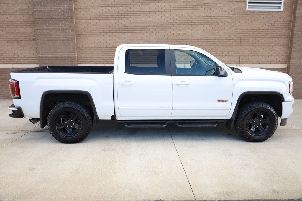 2017 Gmc Sierra 1500 SLT photo 3