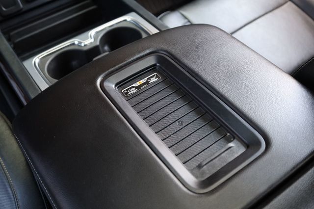 2017 GMC Sierra 1500 4WD Crew Cab 143.5" SLT - 22936113 - 32