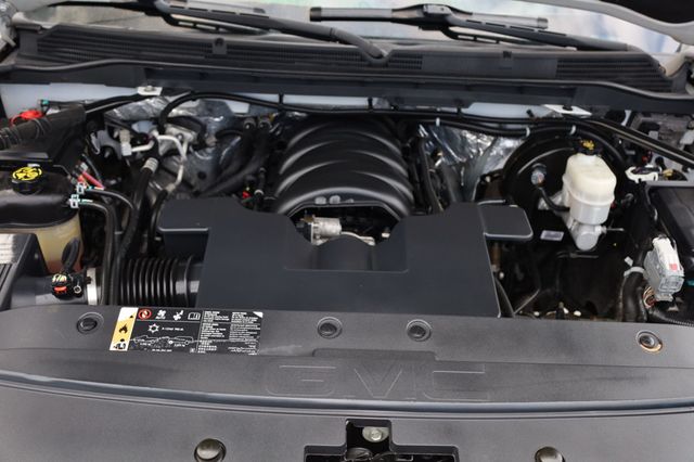 2017 GMC Sierra 1500 4WD Crew Cab 143.5" SLT - 22936113 - 38