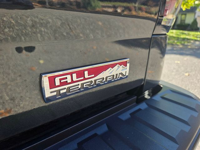 2017 GMC Sierra 1500 4WD Crew Cab 143.5" SLT - 22945409 - 15