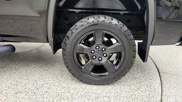 2017 GMC Sierra 1500 4WD Double Cab 143.5'' Elevation Edition w/ V8 & Trailering Pkg - 23057226 - 8