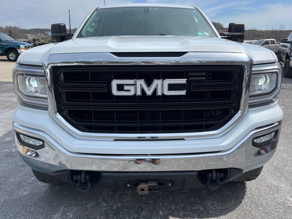 2017 GMC Sierra 1500 Lifted with Many Extras - 22350912 - 7