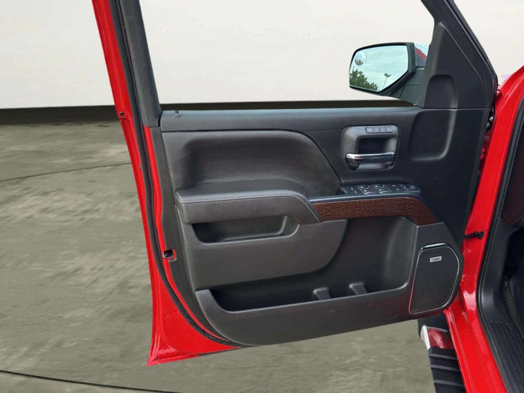 2017 GMC Sierra 1500 SLT 4x4 4dr Crew Cab 5.8 ft. SB - 23017469 - 9