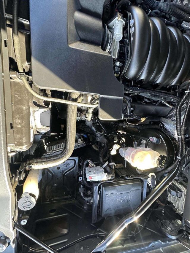 2017 GMC Sierra 1500 SLT 4x4 4dr Crew Cab 6.5 ft. SB - 22947026 - 32