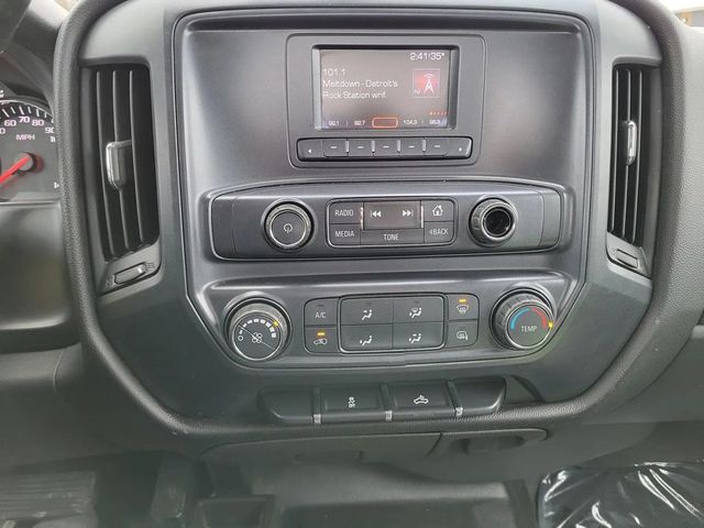 2017 GMC Sierra 1500 Crew Cab Pickup 4D 5 3/4 ft - 22997797 - 9