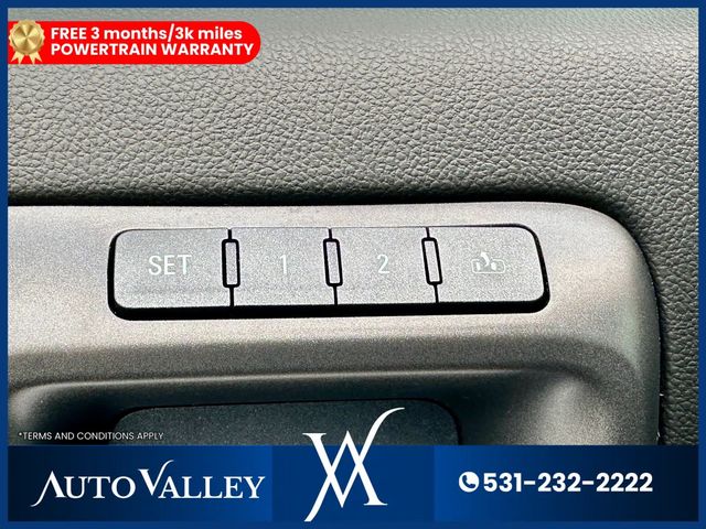 2017 GMC Sierra 1500 Crew Cab SLT Pickup 4D 5 3/4 ft - 23012773 - 12