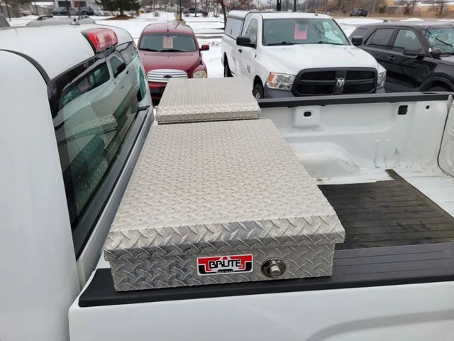 2017 GMC Sierra 1500 Regular Cab Pickup 2D 6 1/2 ft - 22970401 - 17