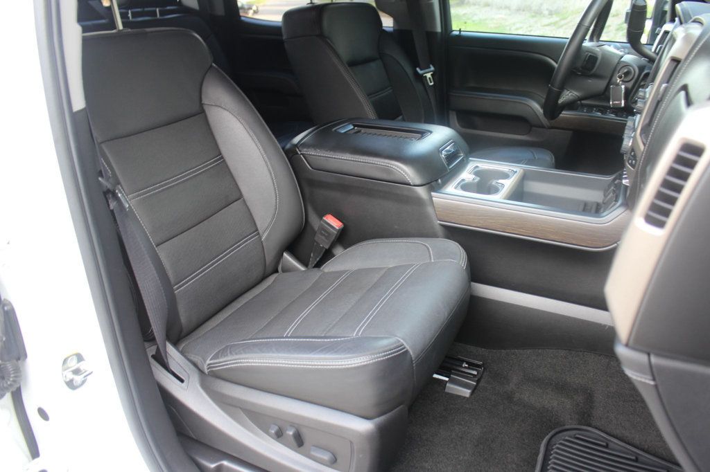 2017 Gmc Sierra Denali photo 24