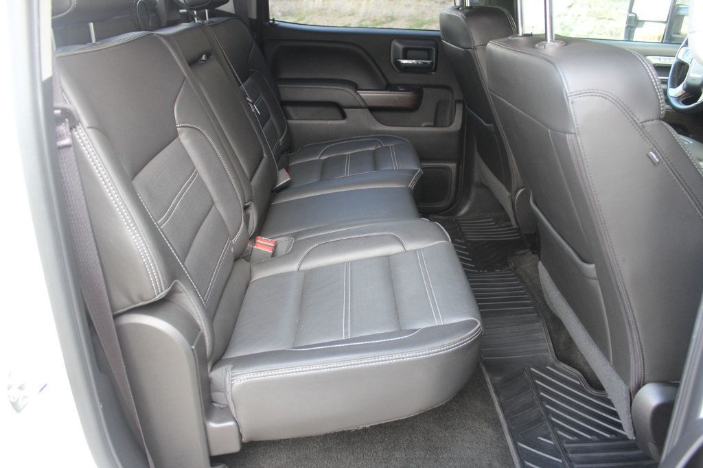 2017 Gmc Sierra Denali photo 27