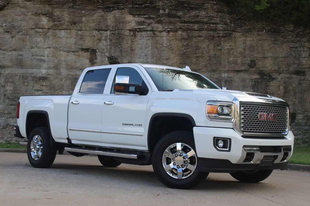 2017 Gmc Sierra Denali photo 3